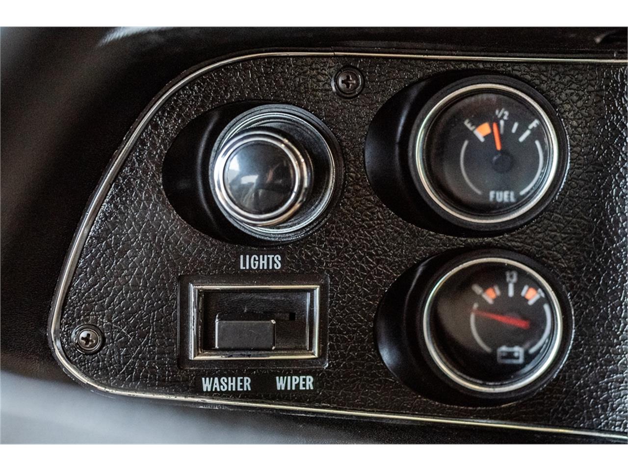 Chevrolet-Camaro-1970-Cranberry-Red-Sandalwood-36