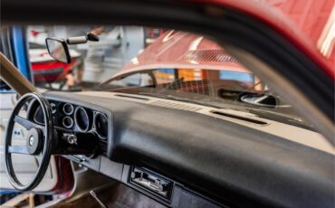 Chevrolet-Camaro-1970-Cranberry-Red-Sandalwood-40