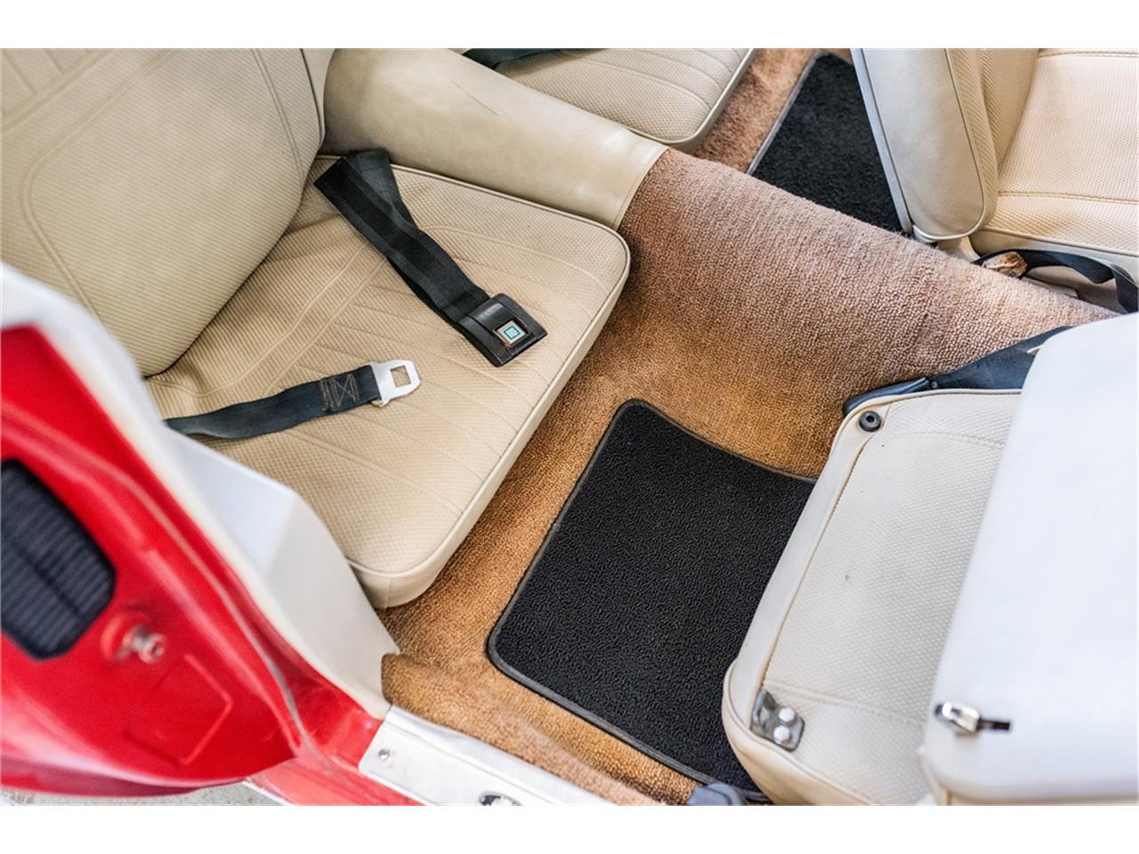 Chevrolet-Camaro-1970-Cranberry-Red-Sandalwood-59
