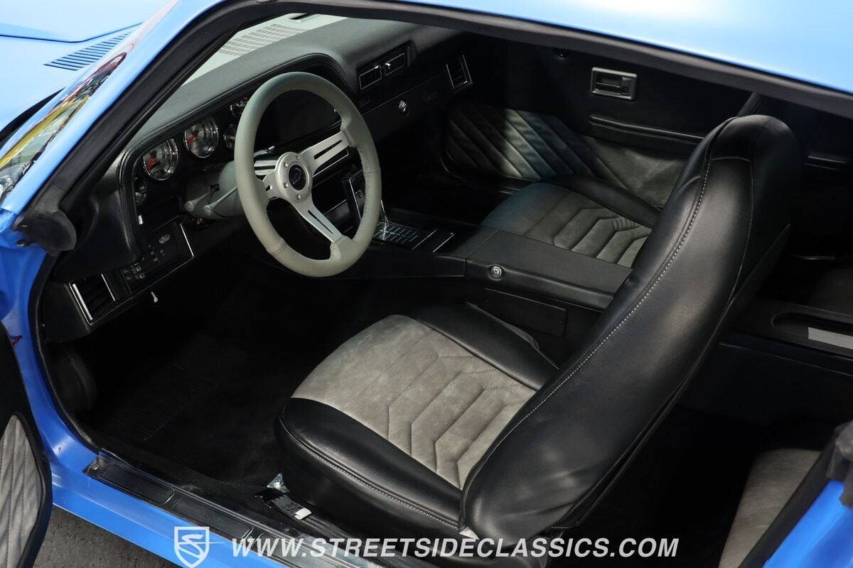 Chevrolet-Camaro-1971-Coupe-4