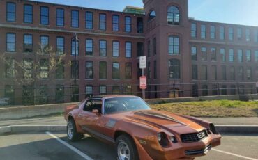 Chevrolet-Camaro-1975-Orange