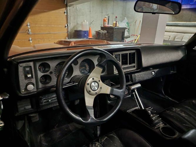 Chevrolet-Camaro-1975-Orange-5