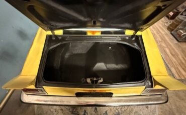 Chevrolet-Camaro-1975-Yellow-10