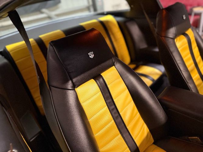 Chevrolet-Camaro-1975-Yellow-14