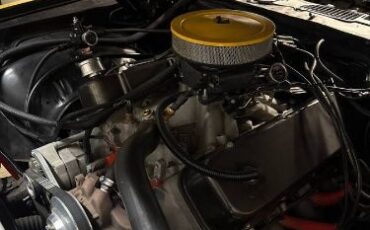 Chevrolet-Camaro-1975-Yellow-17