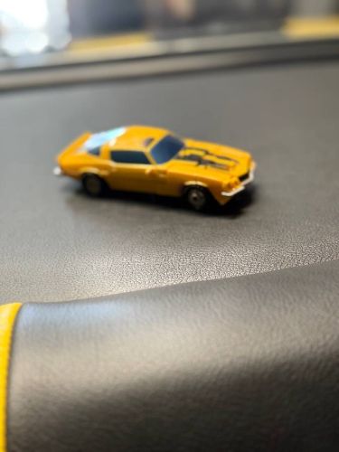 Chevrolet-Camaro-1975-Yellow-7