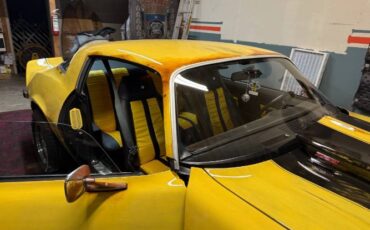 Chevrolet-Camaro-1975-Yellow-8