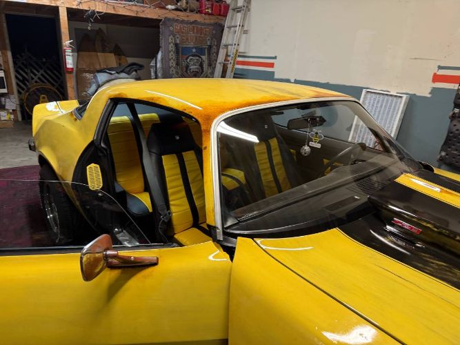 Chevrolet-Camaro-1975-Yellow-8
