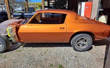 Chevrolet-Camaro-1976-Coupe-10