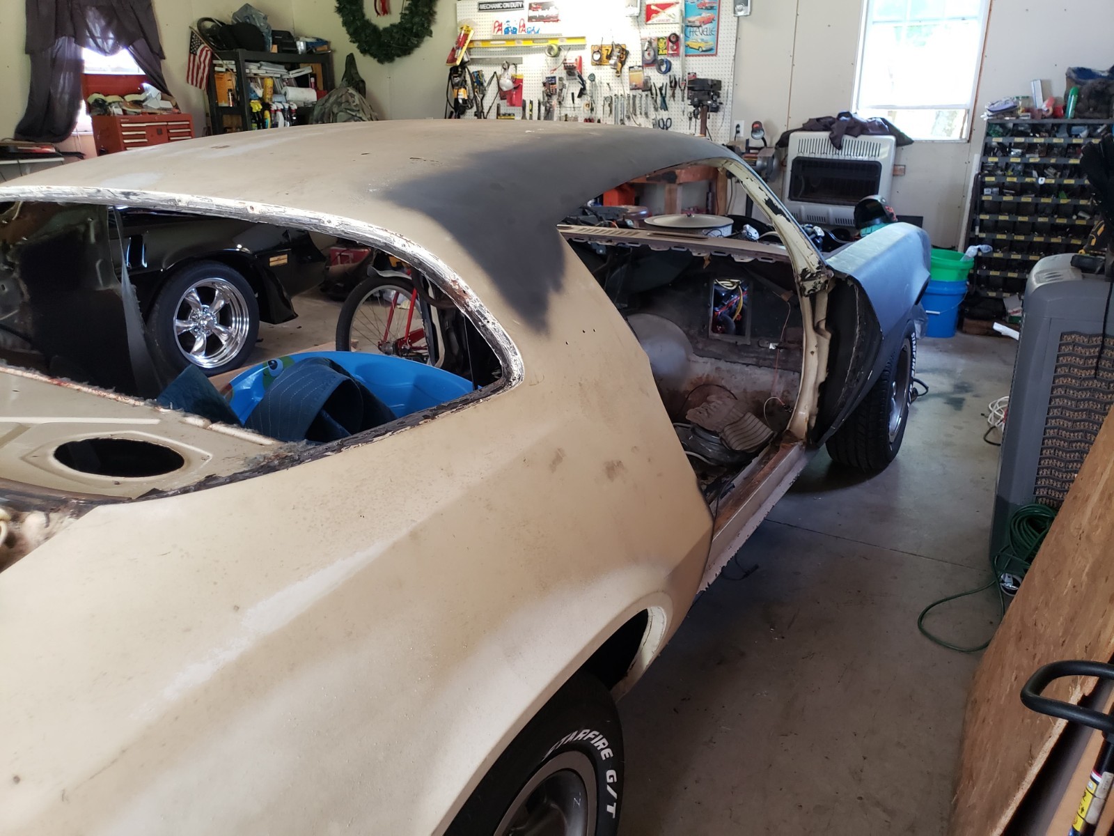 Chevrolet-Camaro-1976-Coupe-16