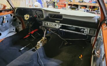 Chevrolet-Camaro-1976-Coupe-24