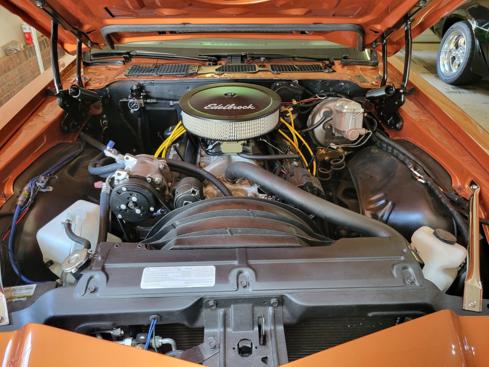 Chevrolet-Camaro-1976-Coupe-32