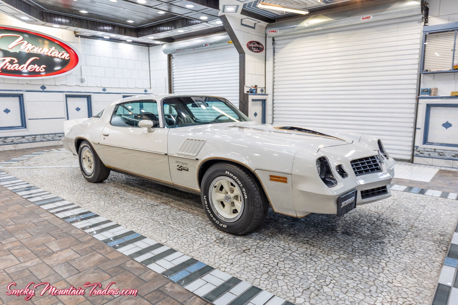 Chevrolet-Camaro-1978-15