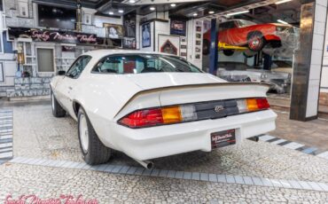 Chevrolet-Camaro-1978-33