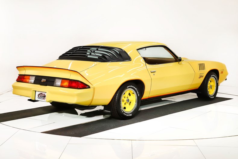 Chevrolet-Camaro-1978-Bright-Yellow-Camel-Tan-16