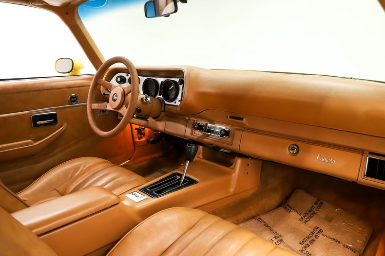 Chevrolet-Camaro-1978-Bright-Yellow-Camel-Tan-18