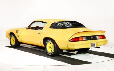 Chevrolet-Camaro-1978-Bright-Yellow-Camel-Tan-25