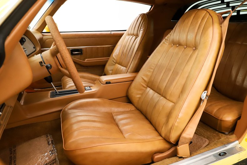 Chevrolet-Camaro-1978-Bright-Yellow-Camel-Tan-3
