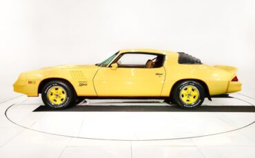 Chevrolet-Camaro-1978-Bright-Yellow-Camel-Tan-38