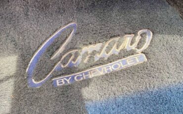 Chevrolet-Camaro-1978-White-MetallicBlue-Black-4
