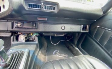 Chevrolet-Camaro-1978-White-MetallicBlue-Black-5