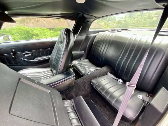 Chevrolet-Camaro-1978-White-MetallicBlue-Black-6