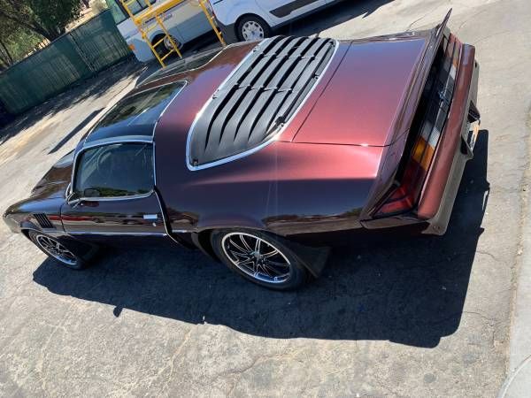 Chevrolet-Camaro-1979-12