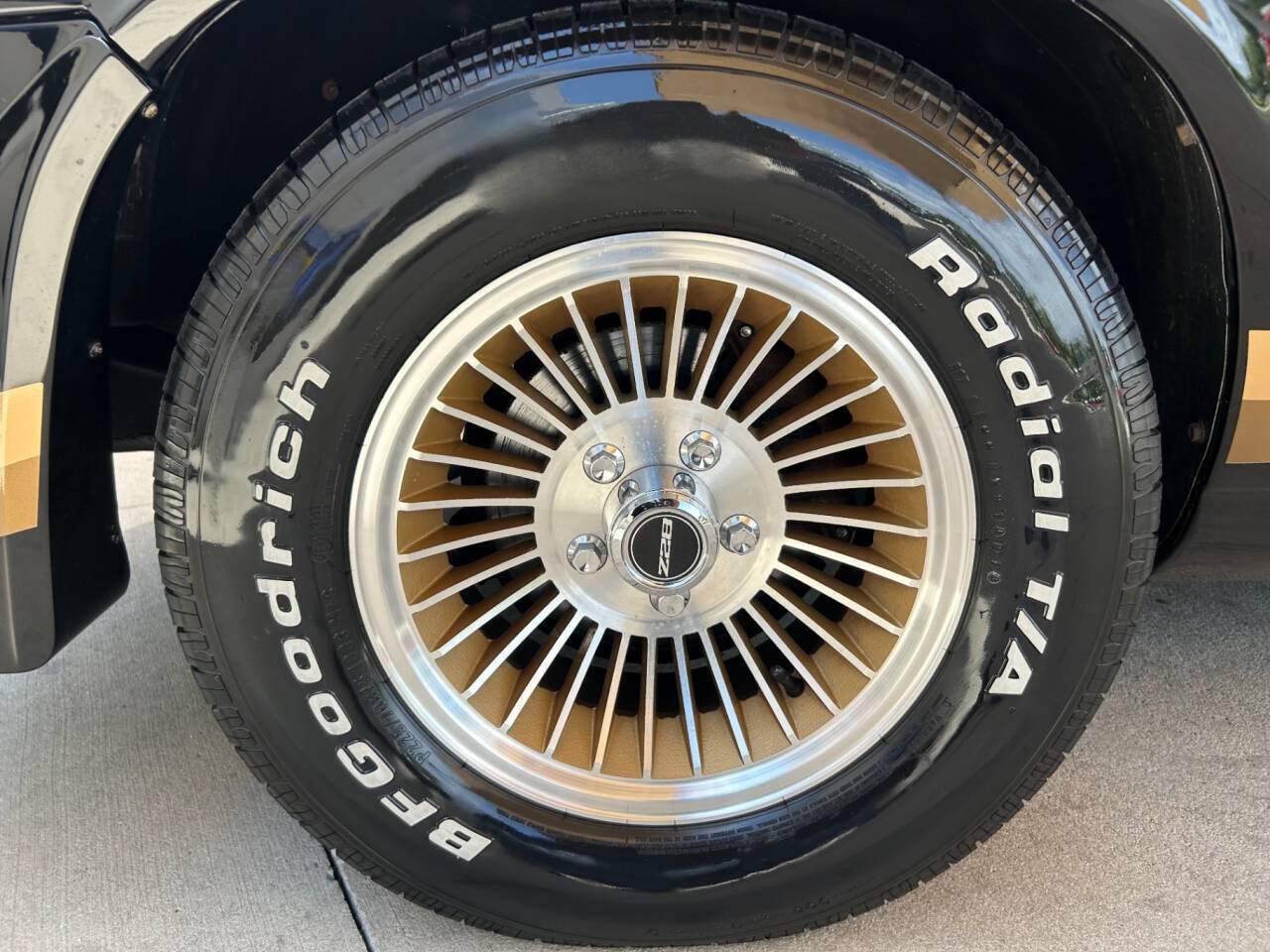Chevrolet-Camaro-1979-Coupe-18