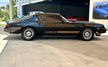 Chevrolet-Camaro-1979-Coupe-3