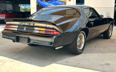 Chevrolet-Camaro-1979-Coupe-4