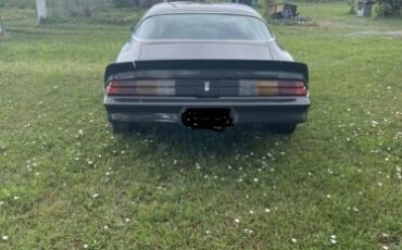 Chevrolet-Camaro-1979-Gray-Black