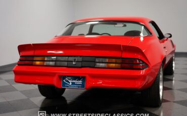 Chevrolet-Camaro-1979-Red-Black-30