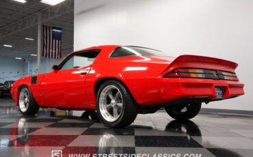Chevrolet-Camaro-1979-Red-Black-4