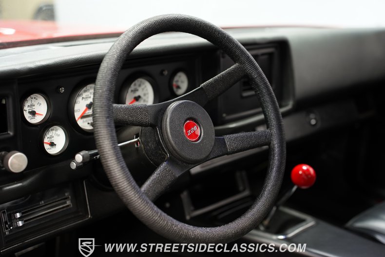 Chevrolet-Camaro-1979-Red-Black-42