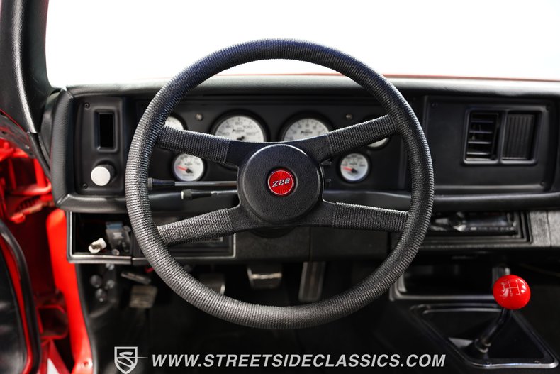 Chevrolet-Camaro-1979-Red-Black-8
