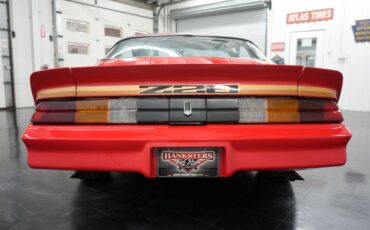 Chevrolet-Camaro-1979-Red-Tan-20
