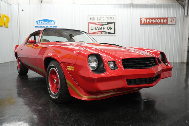Chevrolet-Camaro-1979-Red-Tan-30