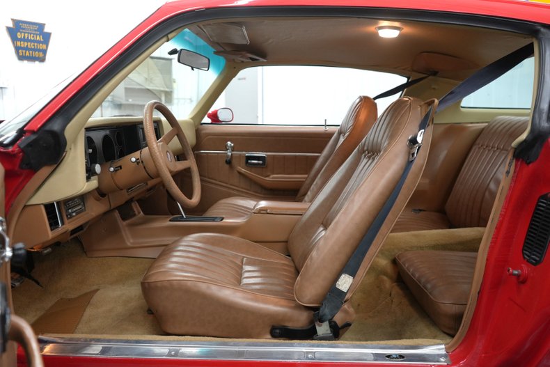 Chevrolet-Camaro-1979-Red-Tan-36
