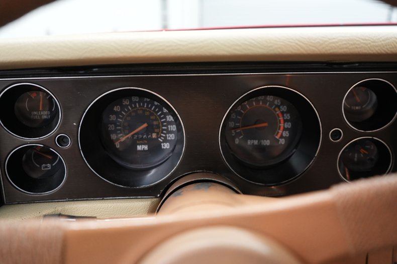 Chevrolet-Camaro-1979-Red-Tan-38