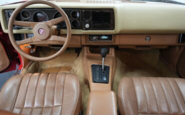 Chevrolet-Camaro-1979-Red-Tan-44