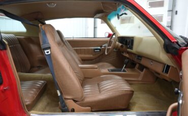 Chevrolet-Camaro-1979-Red-Tan-47