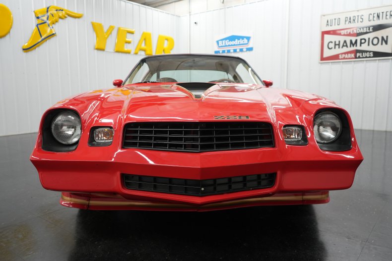 Chevrolet-Camaro-1979-Red-Tan-6