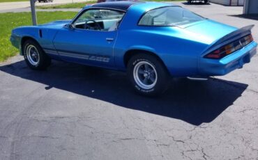 Chevrolet-Camaro-1979-blue-10