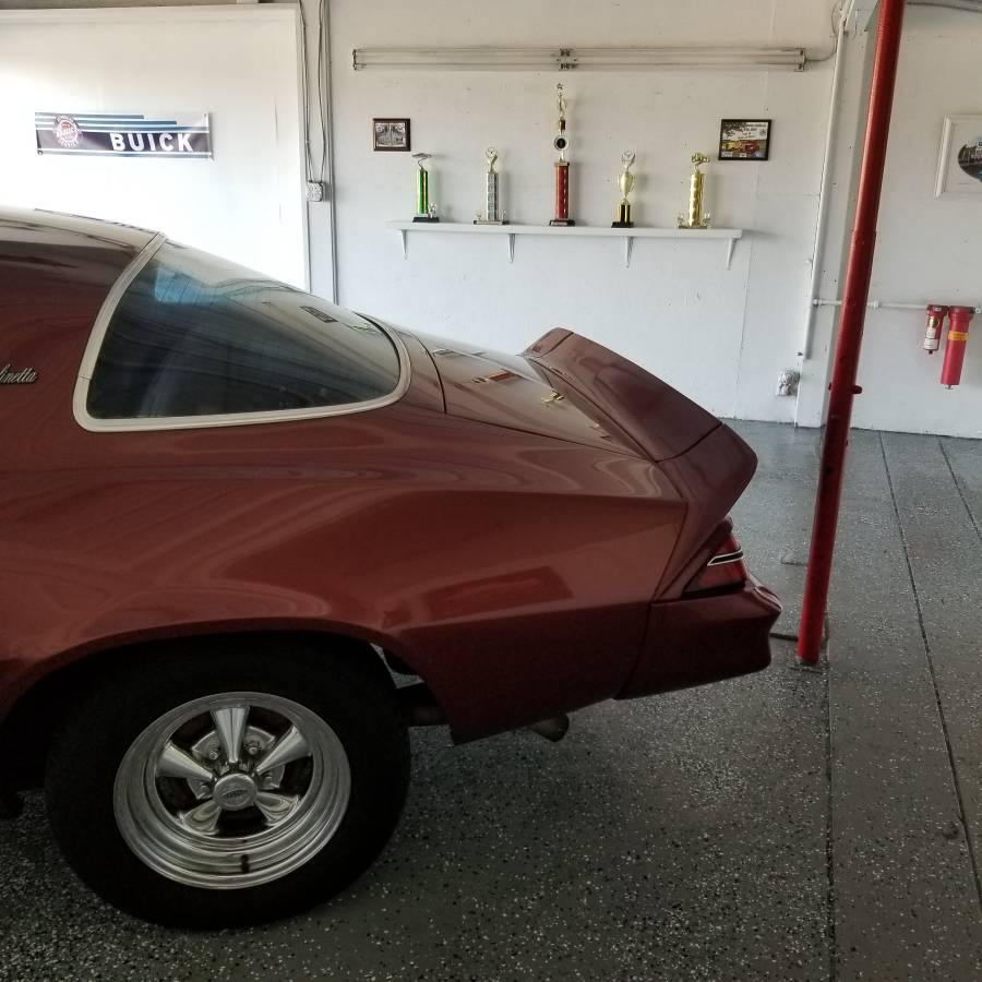 Chevrolet-Camaro-1979-red-16