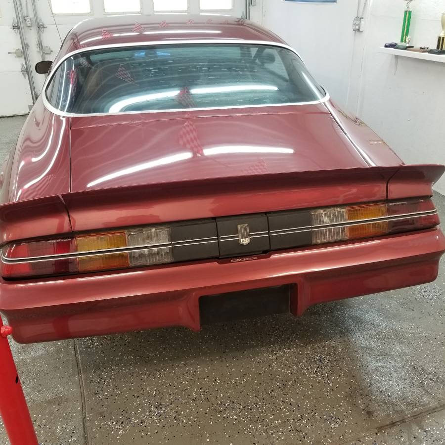 Chevrolet-Camaro-1979-red-7