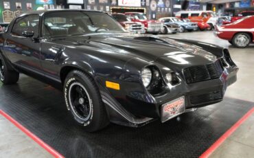 Chevrolet-Camaro-1980-Black-Black-28
