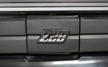 Chevrolet-Camaro-1980-Black-Black-48