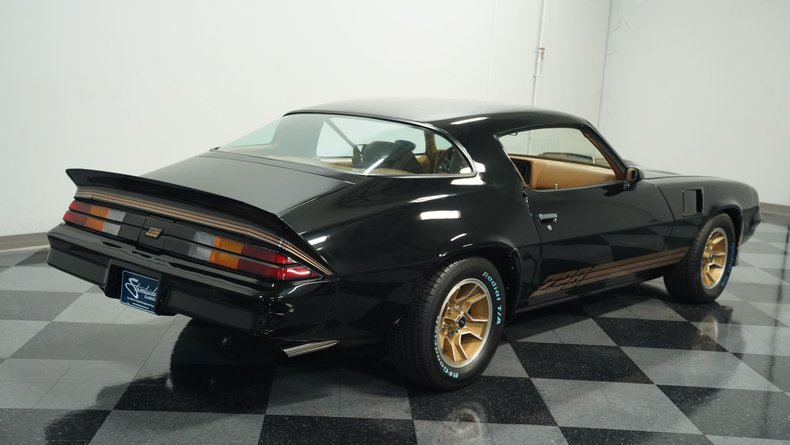 Chevrolet-Camaro-1980-Black-Tan-14