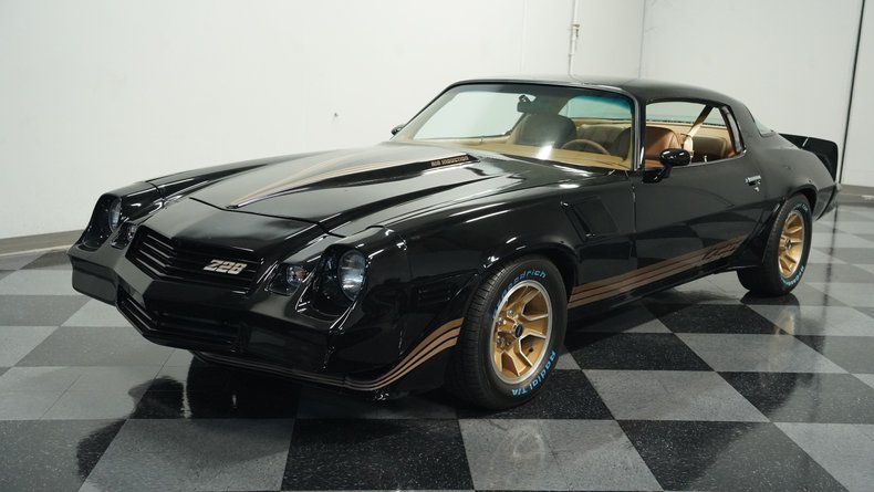 Chevrolet-Camaro-1980-Black-Tan-3