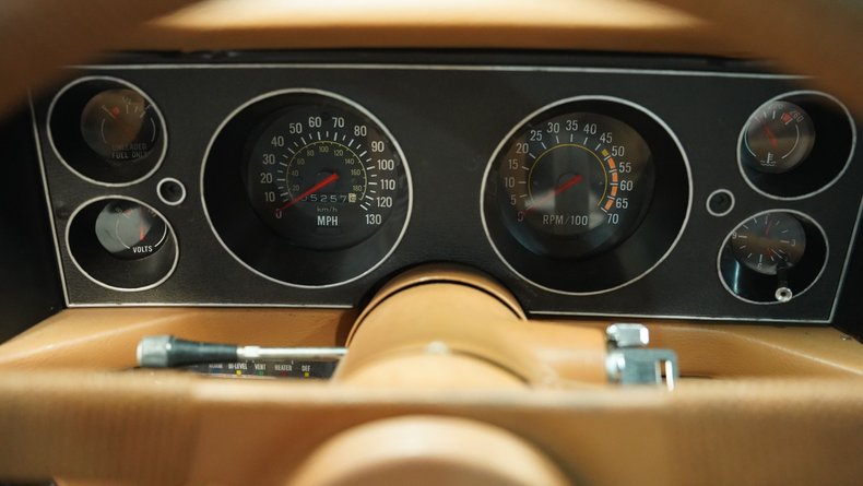 Chevrolet-Camaro-1980-Black-Tan-38